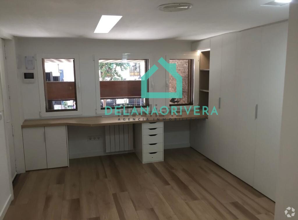 Immeuble residentiel dans Madrid, Madrid à vendre Photo intérieure– Image 1 sur 2