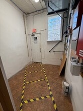 3635 Hollywood Ave, Brookfield, IL à louer Photo intérieure– Image 2 sur 6