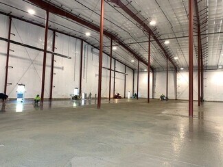 Plus de détails pour 10 Stonebreak Rd, Malta, NY - Industriel/Logistique à louer
