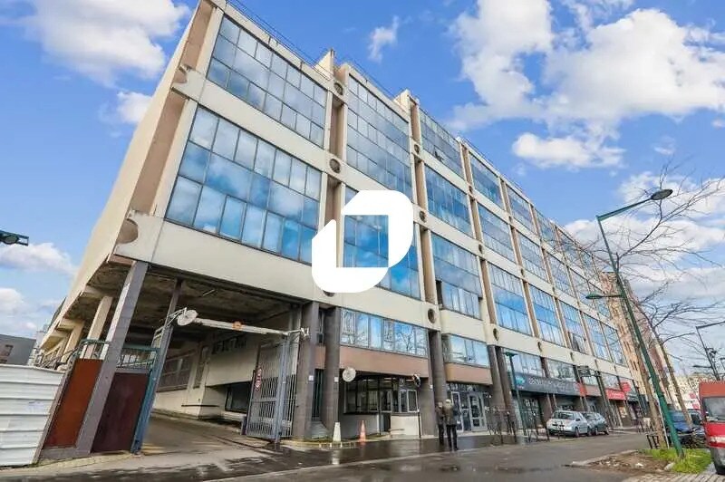 Local d’activités dans Épinay-sur-Seine à louer Photo de l’immeuble– Image 1 sur 15