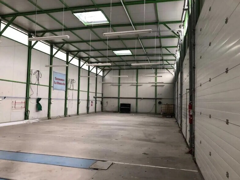 Industriel/Logistique dans L'ETRAT à vendre - Photo de l’immeuble – Image 1 sur 1