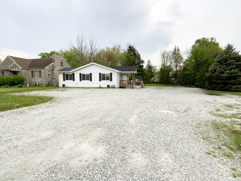 223 E 53rd St, Anderson, IN à vendre - Photo de l’immeuble – Image 2 sur 21