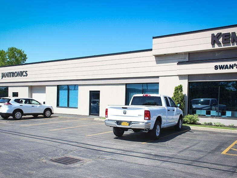 3230-3268 Union Rd, Cheektowaga, NY à louer - Photo de l’immeuble – Image 3 sur 52