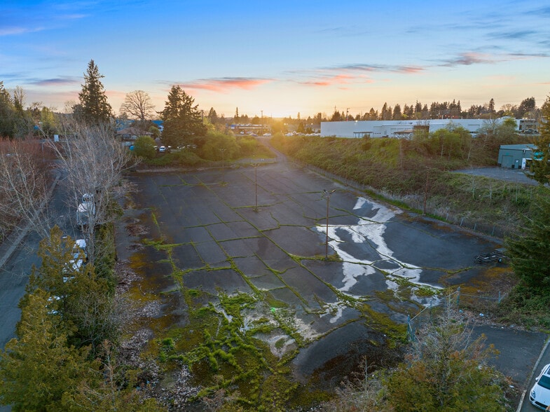 SW Pacific Hwy, Tigard, OR à vendre - Photo de l’immeuble – Image 3 sur 3