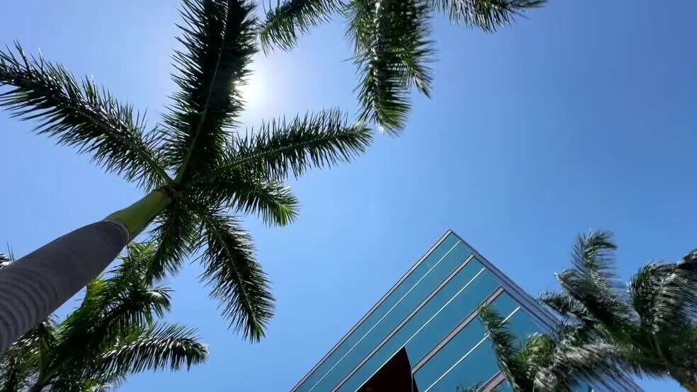 600 W Hillsboro Blvd, Deerfield Beach, FL à louer - Vidéo sur l’annonce professionnelle – Image 2 sur 22