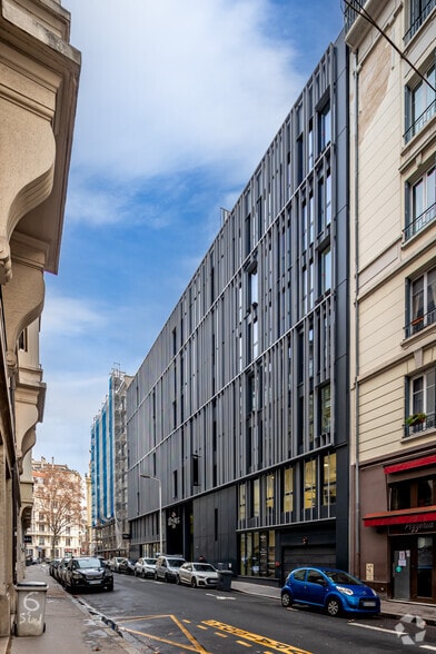 132 Rue Bossuet, Lyon à louer - Photo principale – Image 1 sur 2