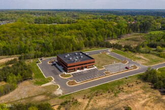 Plus de détails pour 450 Solomon Dr, Fredericksburg, VA - Bureau à vendre