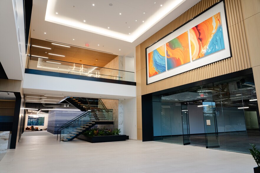 5600 Headquarters Dr, Plano, TX à louer - Photo intérieure – Image 2 sur 5