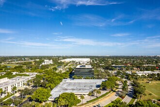 600 W Hillsboro Blvd, Deerfield Beach, FL - VUE AÉRIENNE  vue de carte - Image1