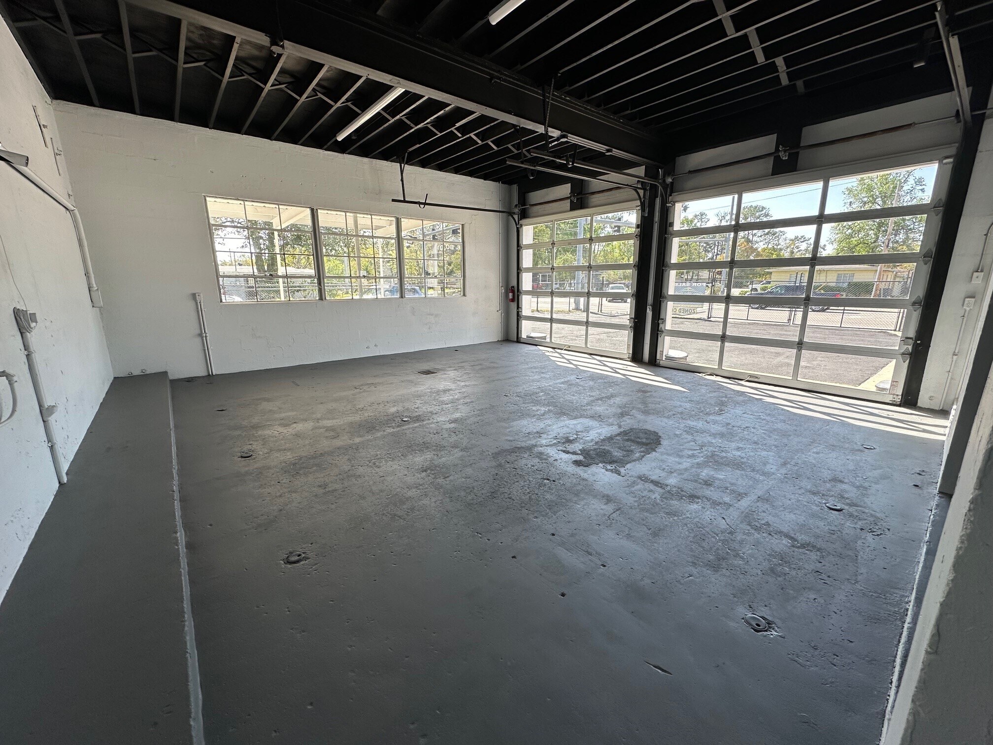 4833 Spring Glen Rd, Jacksonville, FL à vendre Photo de l’immeuble– Image 1 sur 7