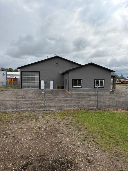 60 Madison Cres, Spruce Grove, AB à louer - Photo de l’immeuble – Image 2 sur 21