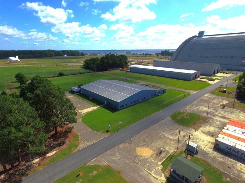 161 T Com Dr, Elizabeth City, NC à vendre - Photo de l’immeuble – Image 1 sur 49