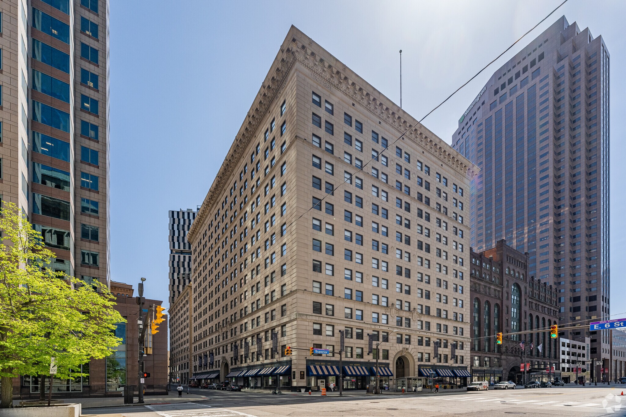526 Superior Ave E, Cleveland, OH à louer Photo principale– Image 1 sur 28