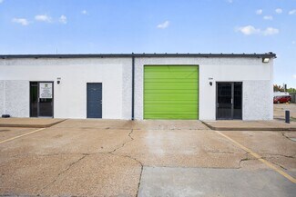 Plus de détails pour 13940 Bammel North Houston Rd, Houston, TX - Local d'activités à louer