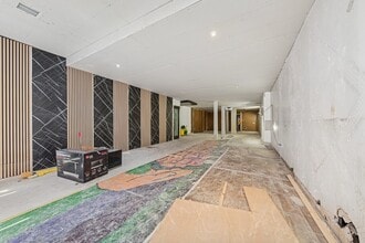 163 Eighth Ave, New York, NY à louer Photo intérieure– Image 2 sur 3