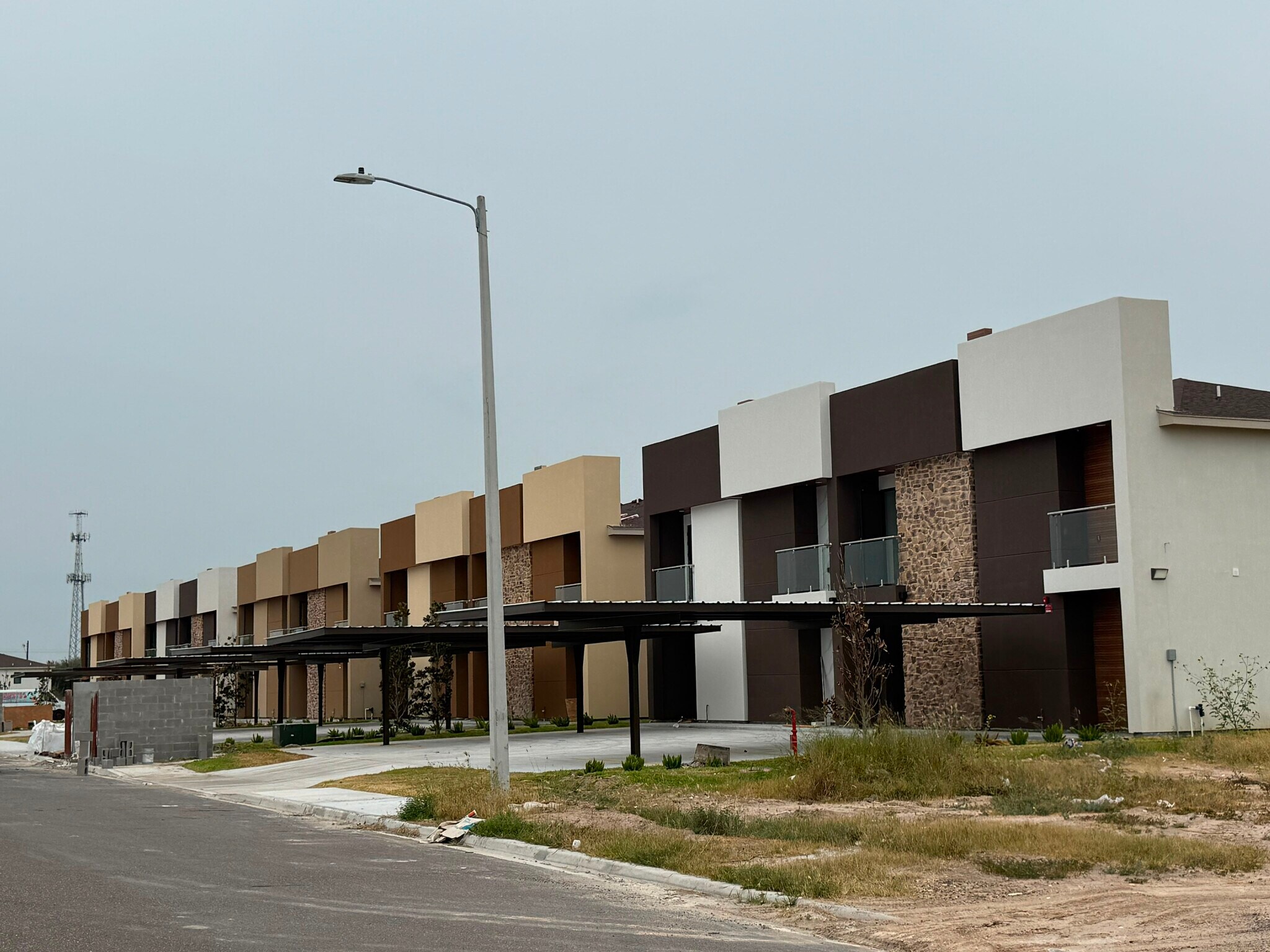 1218 E Santa Rosa St, Edinburg, TX à vendre Photo principale– Image 1 sur 25