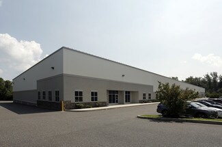 Plus de détails pour 210 Bridgewater Rd, Aston, PA - Local d'activités à louer