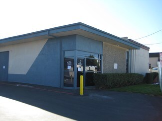 Plus de détails pour 817 W 17th St, Costa Mesa, CA - Industriel/Logistique à louer