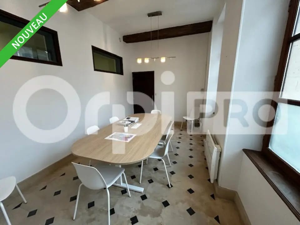 Bureau dans Clermont à louer Photo intérieure– Image 1 sur 6