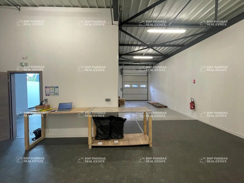 11 Rue Flora Tristan, Strasbourg à louer - Photo de l’immeuble – Image 3 sur 6