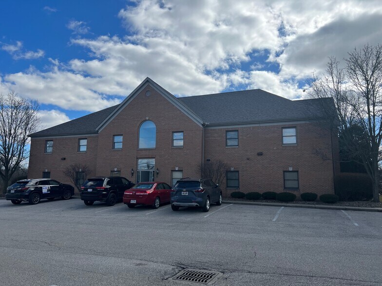 6715 Tippecanoe Rd, Canfield, OH à louer - Photo de l’immeuble – Image 2 sur 5