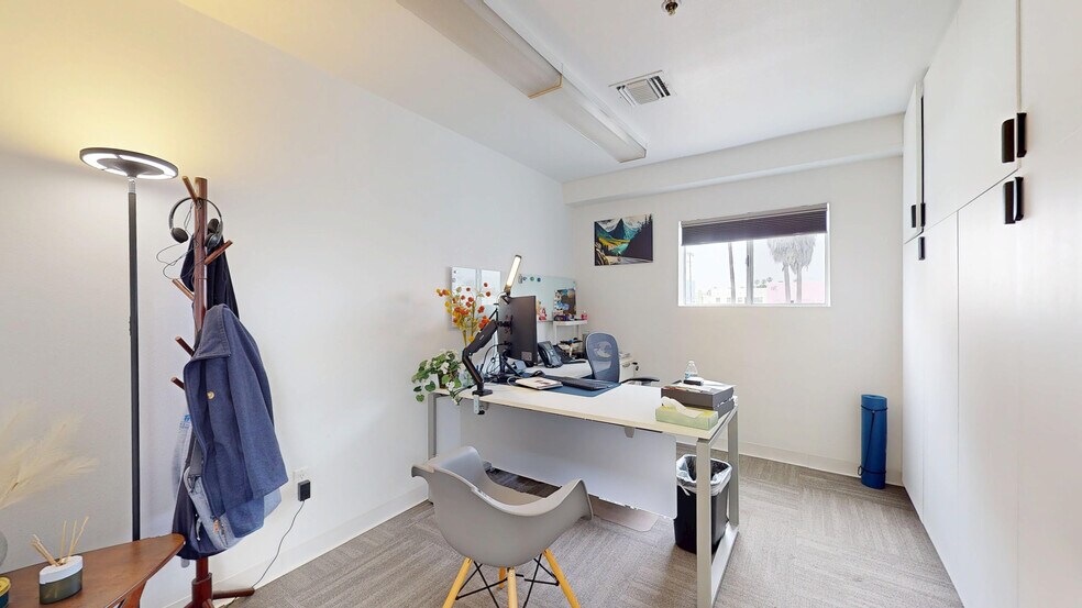 6926 Melrose Ave, Los Angeles, CA à vendre - Photo intérieure – Image 3 sur 22