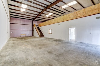 5829 W Sam Houston Pky N, Houston, TX à louer Photo intérieure– Image 1 sur 3