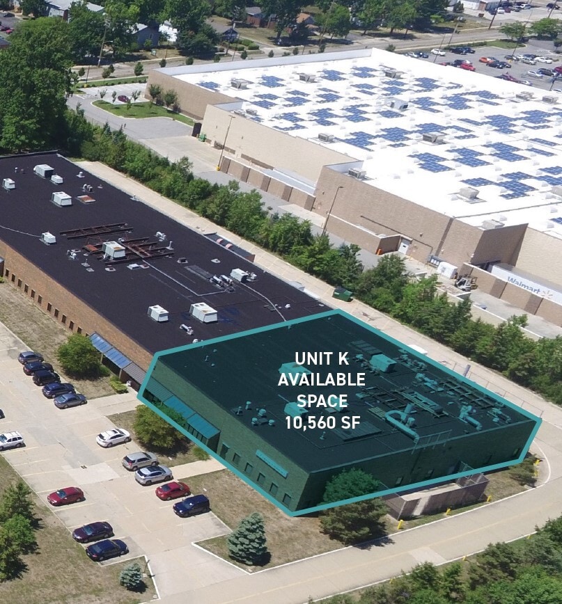 34099 Melinz Pky, Eastlake, OH à louer Photo de l’immeuble– Image 1 sur 3