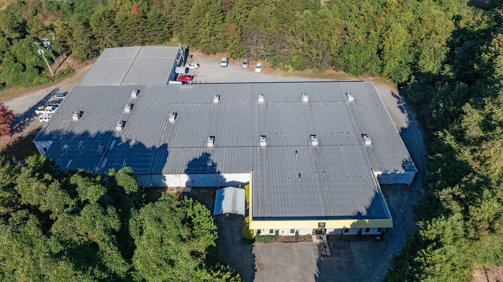 371 I40 Access Rd, Hildebran, NC à vendre - Photo de l’immeuble – Image 3 sur 7