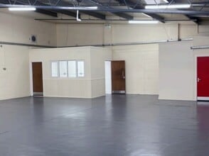 Pool Rd, Nuneaton à louer Photo intérieure– Image 2 sur 2