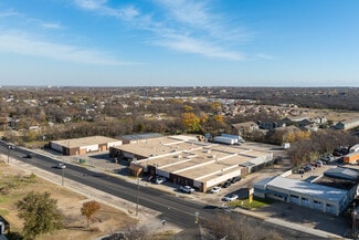 Plus de détails pour 2463-2517 S Riverside Dr, Fort Worth, TX - Industriel/Logistique à louer