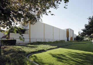 Plus de détails pour 222 N Vincent Ave, West Covina, CA - Industriel/Logistique à louer