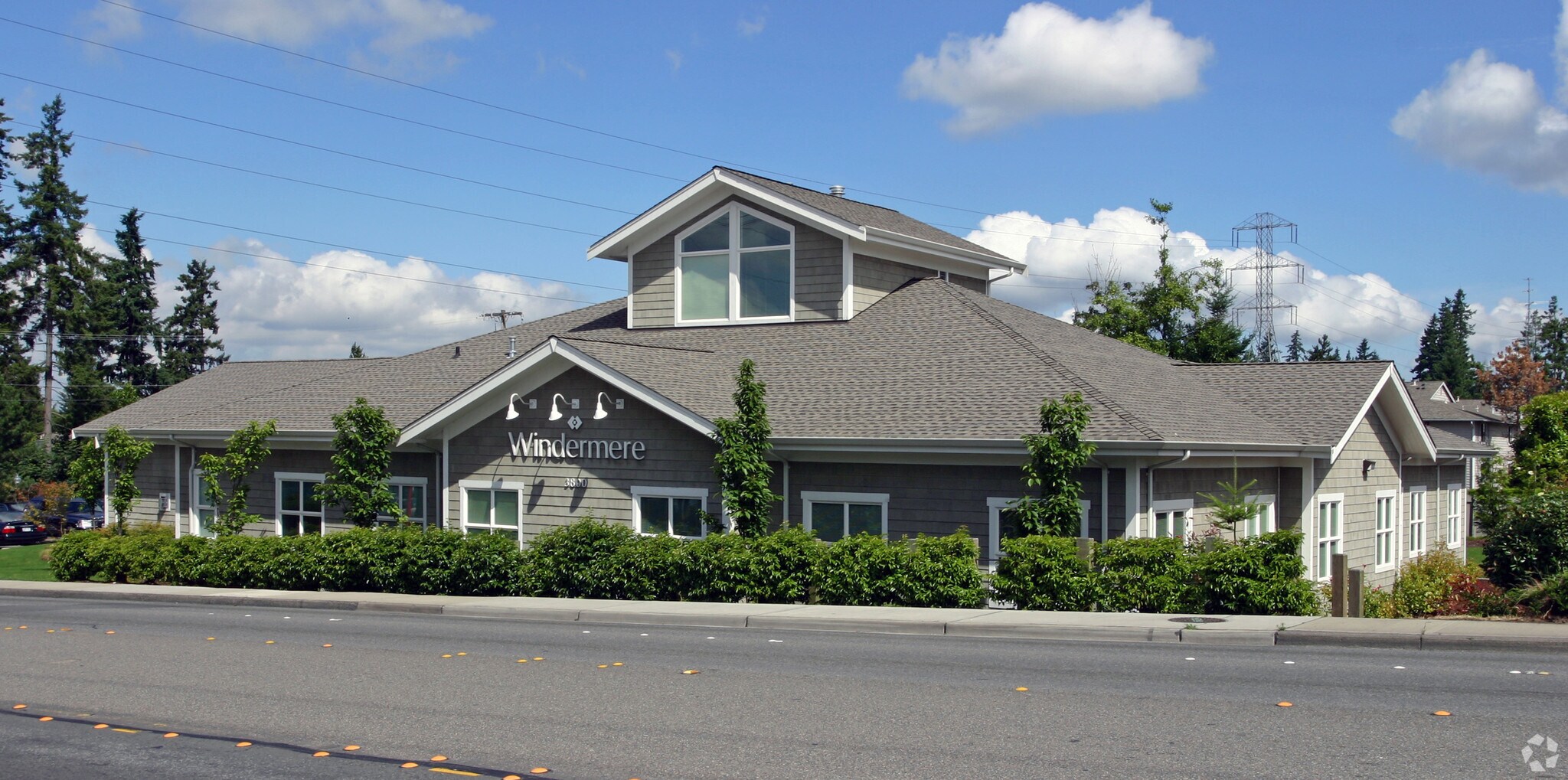 3800 NE 4th St, Renton, WA à vendre Photo de l’immeuble– Image 1 sur 3