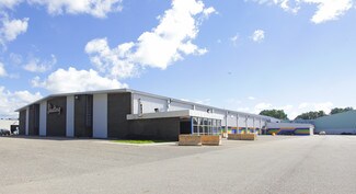 Plus de détails pour 2100 28th St SE, Grand Rapids, MI - Bureau à louer