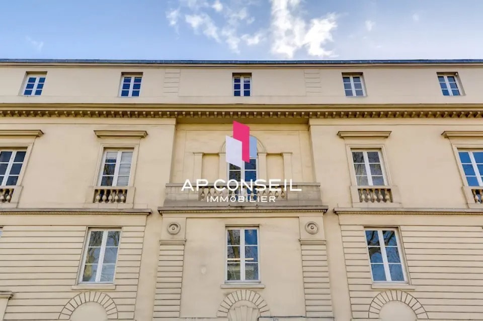 Bureau dans Versailles à louer Photo de l’immeuble– Image 1 sur 6