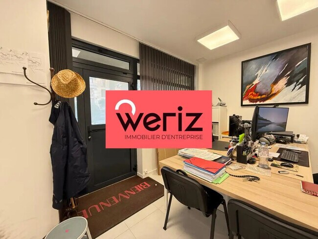 Plus de détails pour Bureau à vendre