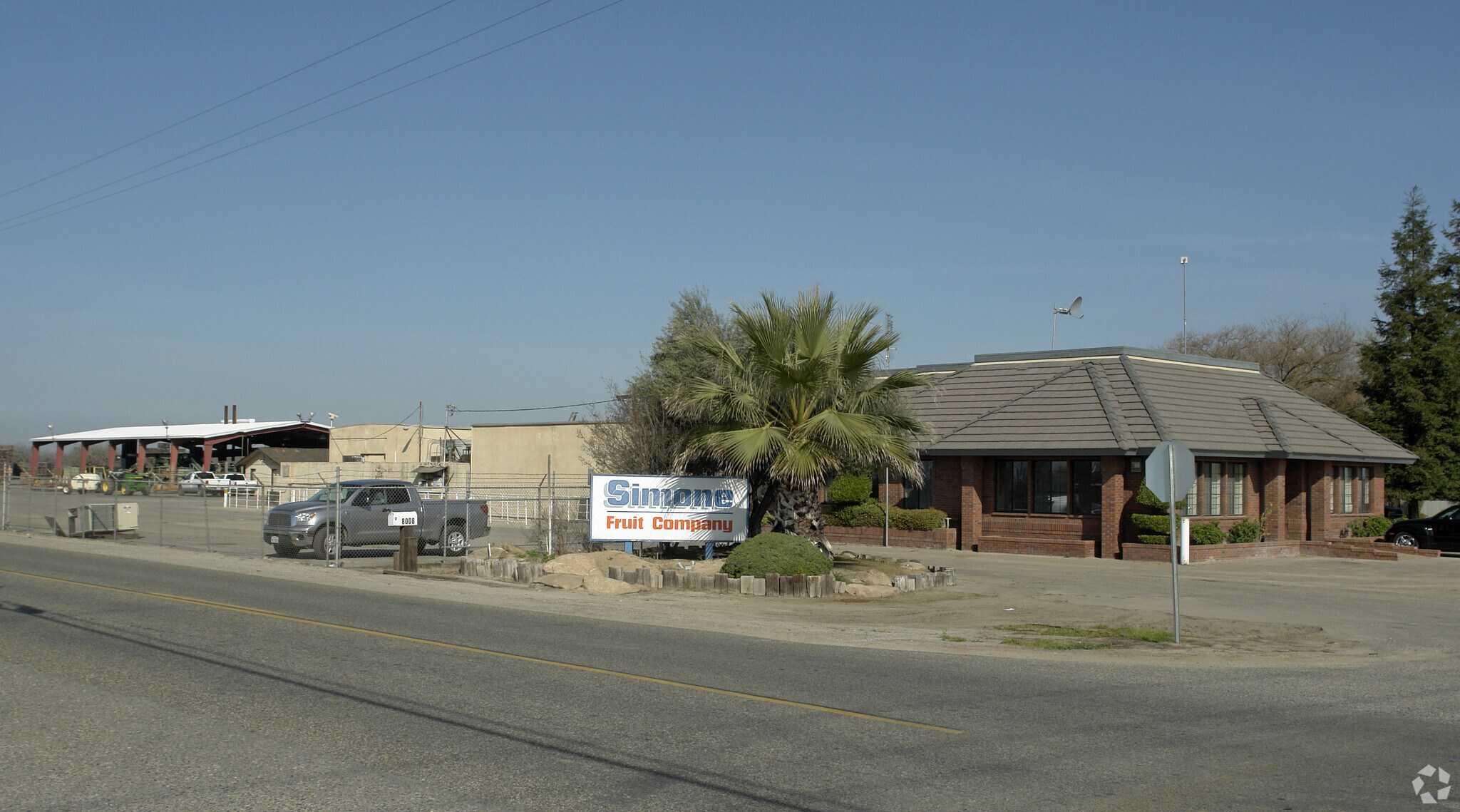 8008 W Shields Ave, Fresno, CA à vendre Photo principale– Image 1 sur 48