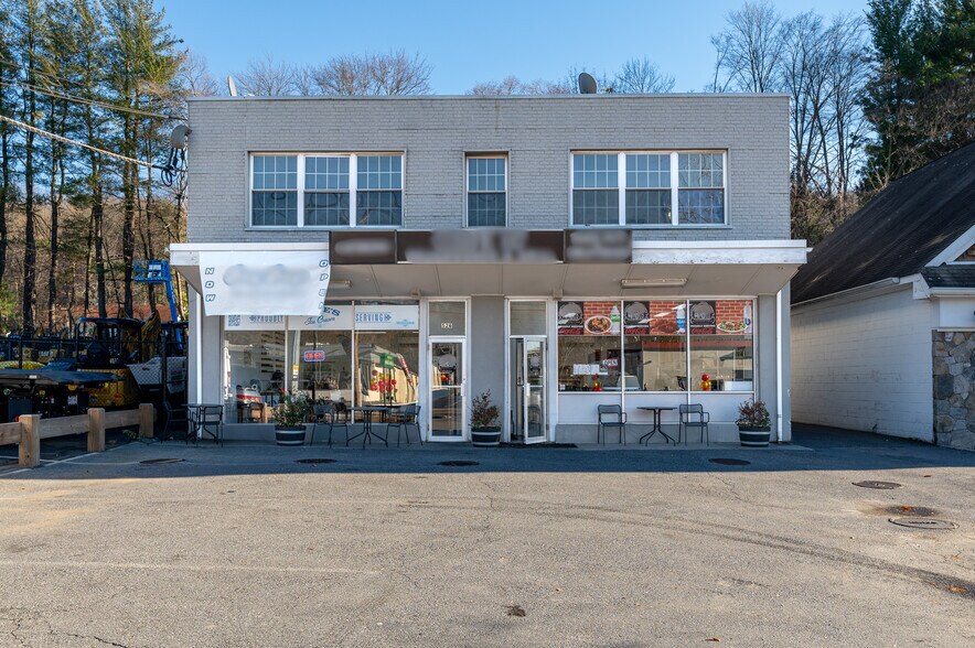 524-526 Bedford Rd, Bedford Hills, NY à vendre - Photo de l’immeuble – Image 3 sur 22