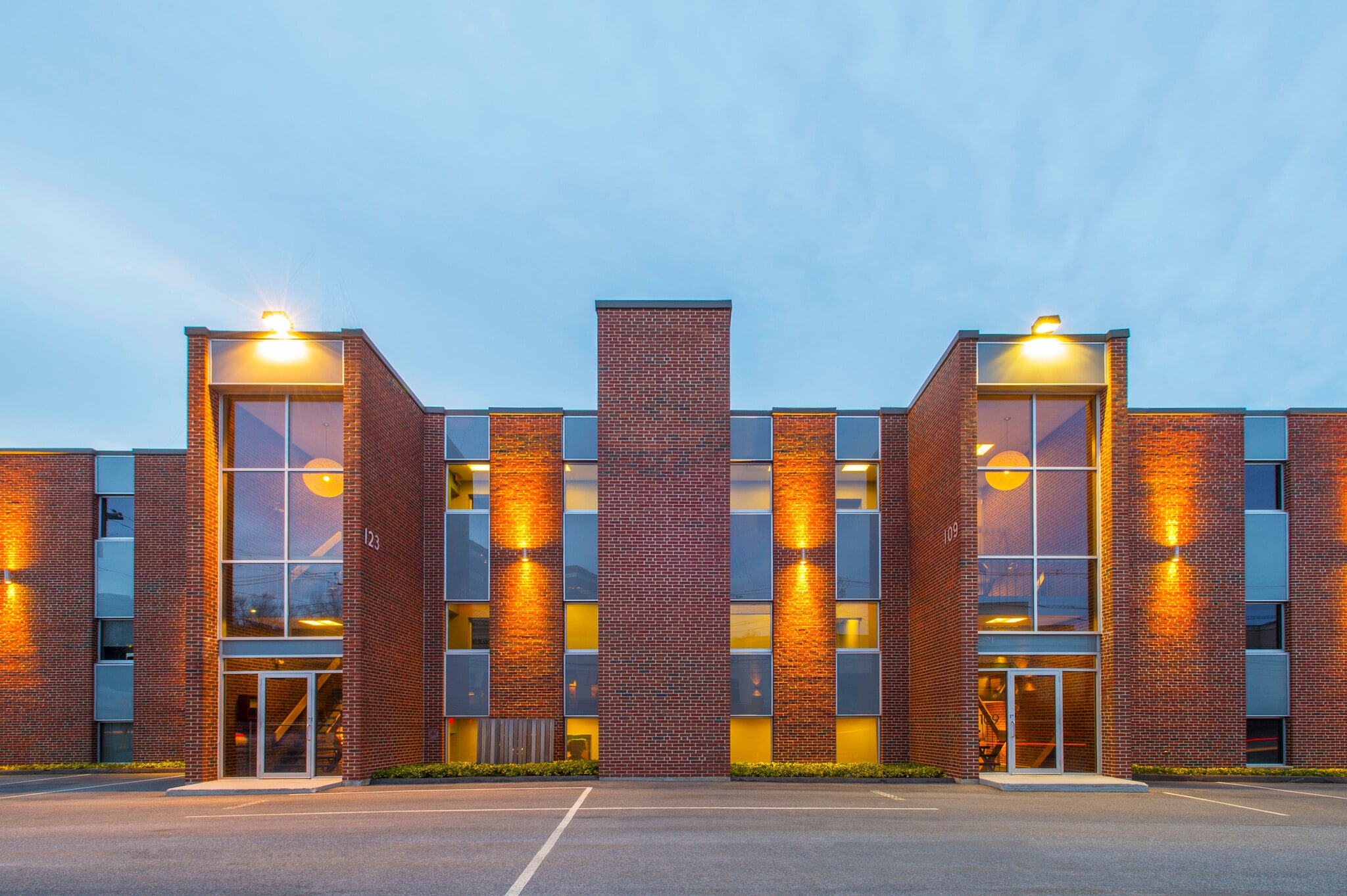 109-123 Highland Ave, Needham, MA à louer Photo principale– Image 1 sur 2