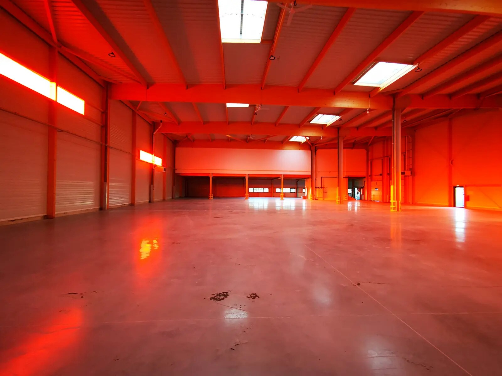 Bureau dans Brie-Comte-Robert à louer Photo de l’immeuble– Image 1 sur 7