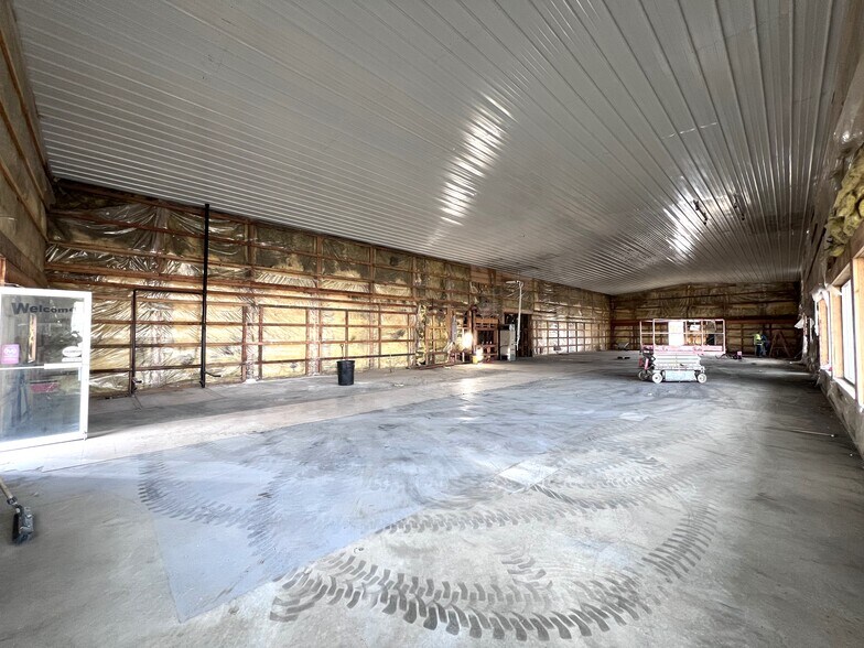 1121 E Main St, Mandan, ND à vendre - Photo de l’immeuble – Image 3 sur 12