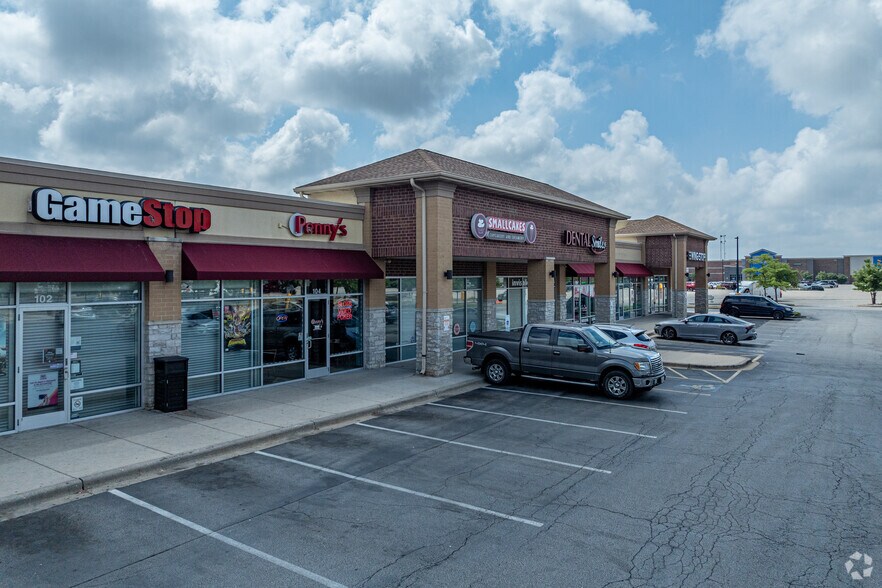 2410 W Jefferson St, Joliet, IL à louer - Photo de l’immeuble – Image 2 sur 5