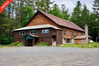 Plus de détails pour 2709 State Route 8, Lake Pleasant, NY - Spécialisé à vendre