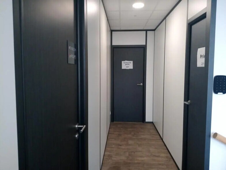 Bureau dans Andrézieux-Bouthéon à louer - Photo intérieure – Image 3 sur 6