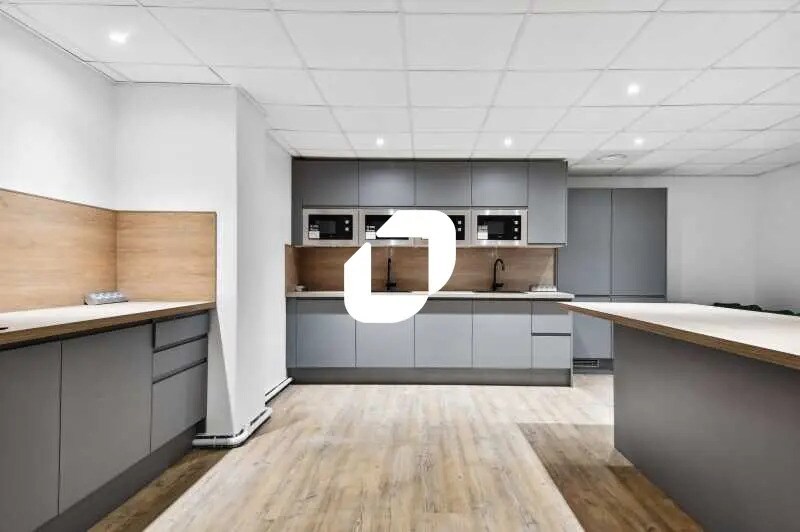 32-32 Boulevard De Picpus, Paris à louer - Photo de l’immeuble – Image 2 sur 11