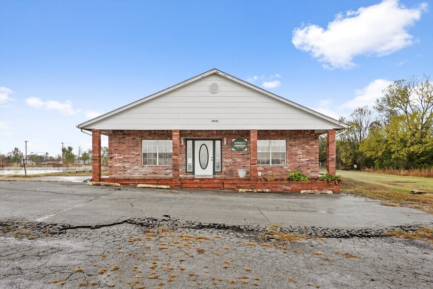 9040 S Highway 51, Broken Arrow, OK à louer - Photo de l’immeuble – Image 1 sur 27