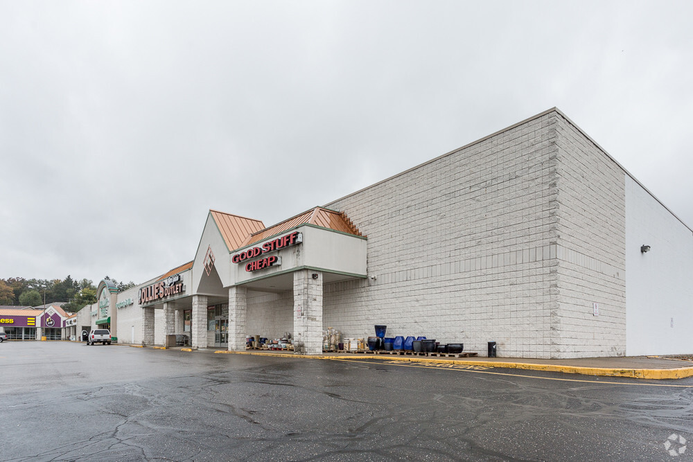 4201 Mall Dr, Steubenville, OH à louer Photo de l’immeuble– Image 1 sur 4
