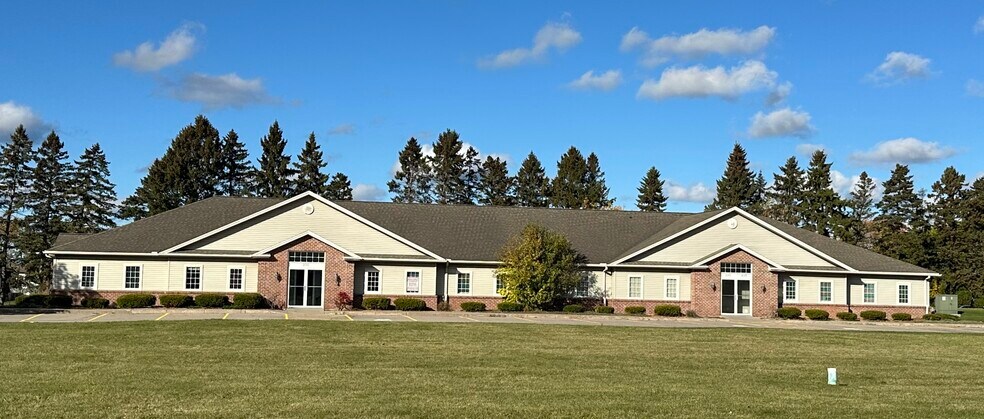 1680 Empire Blvd, Webster, NY à louer - Photo de l’immeuble – Image 1 sur 1