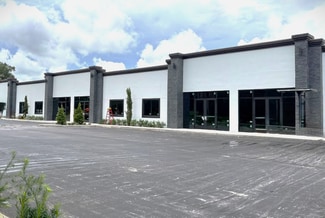 Plus de détails pour 426 Errol Pkwy, Apopka, FL - Bureau/Local commercial à louer