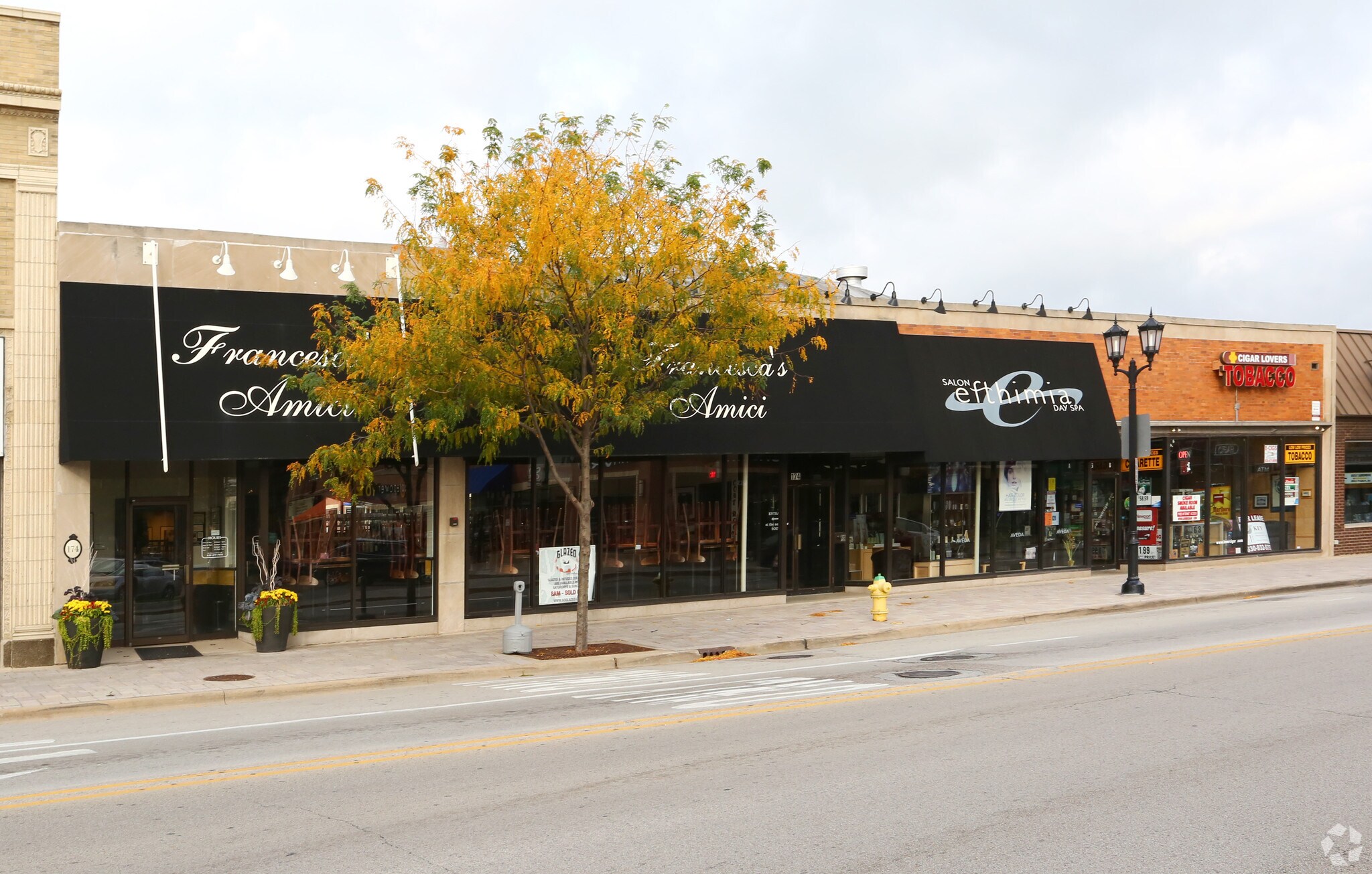 174-176 N York Rd, Elmhurst, IL à vendre Photo principale– Image 1 sur 14